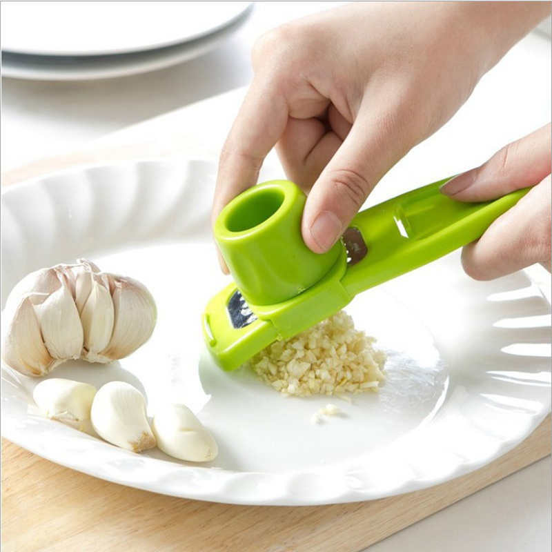 Kitchen Gadgets Green - 1 パックミニガーリックグラインダークリエイティブガーリックプレスキッチンガーリックマッシュ手動ガーリックマッシュグリーンキッチンガジェット